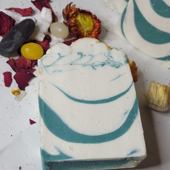 2 Rosemary scented large soap bars - Picture 11 of 15